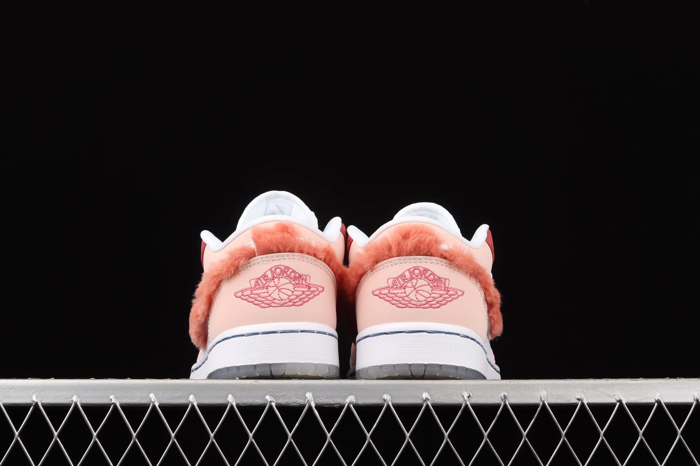 All categories Air Jordan Jordan series basketball shoes Air Jordan 1 Low Air Jordan 1 Low AJ1 Joe 1 Second Dimension Valentine's Day Low-top cultural basketball shoes DC0774-105